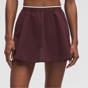 Lululemon Athletica - Perforated Narrow Waistband Tennis Skirt in Goodnight Plum